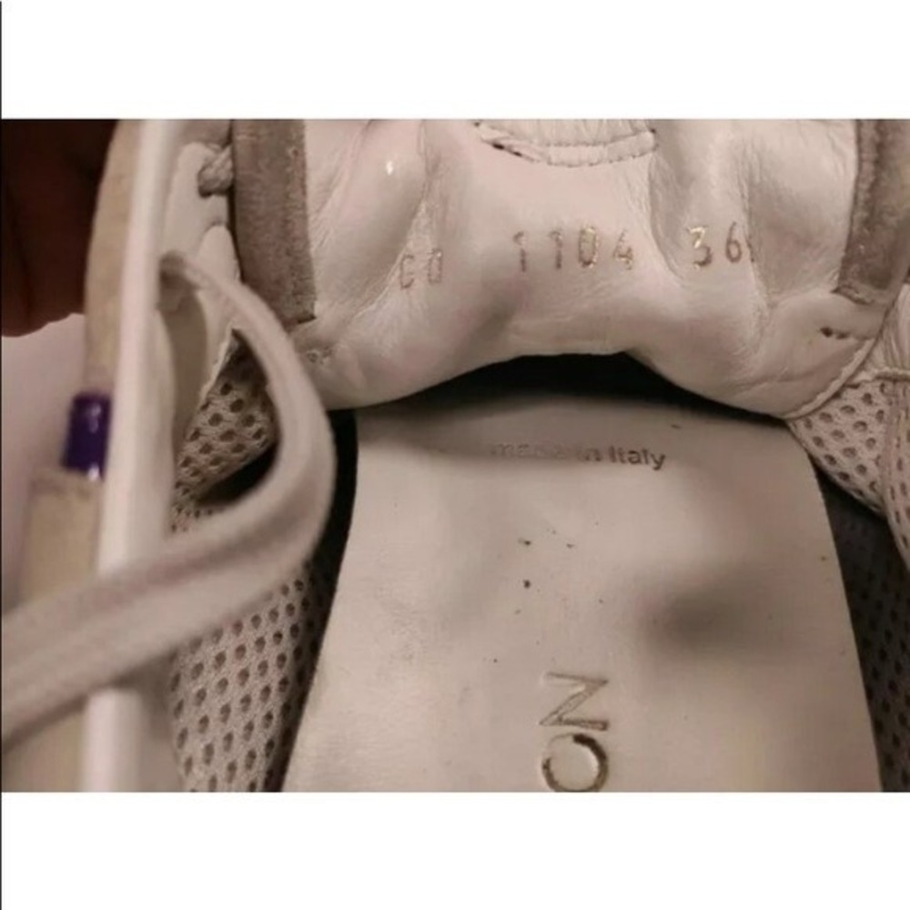 Size 36 1/2 - Louis Vuitton Runaway rare sneakers - GO1104 - Picture 5 of 5
